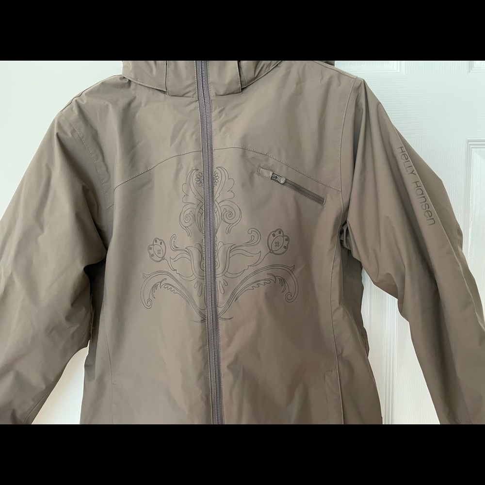 BRAND NEW W/ TAGS Women Helly Hansen Jacket - Picture 9 of 10